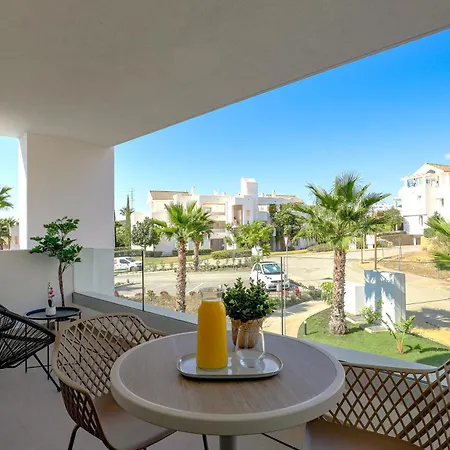 Free Lagoon Access, Gym, Sauna, Ac, Parking, Pets Ok Apartment *